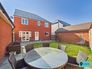 Rear Aspect - click for photo gallery